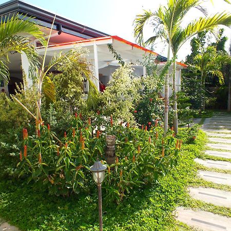 Paboreal Boutique Hotel Puerto Princesa Bagian luar foto