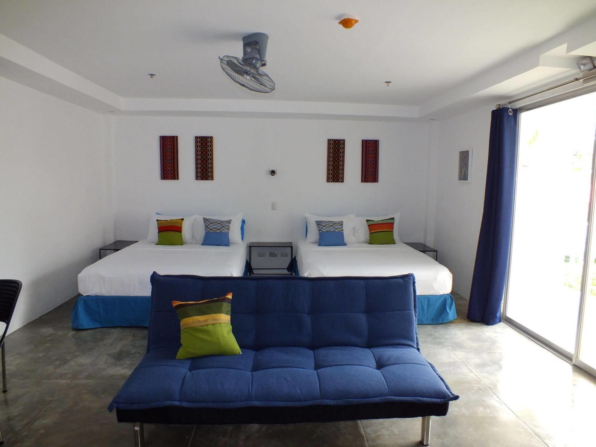 Paboreal Boutique Hotel Puerto Princesa Bagian luar foto