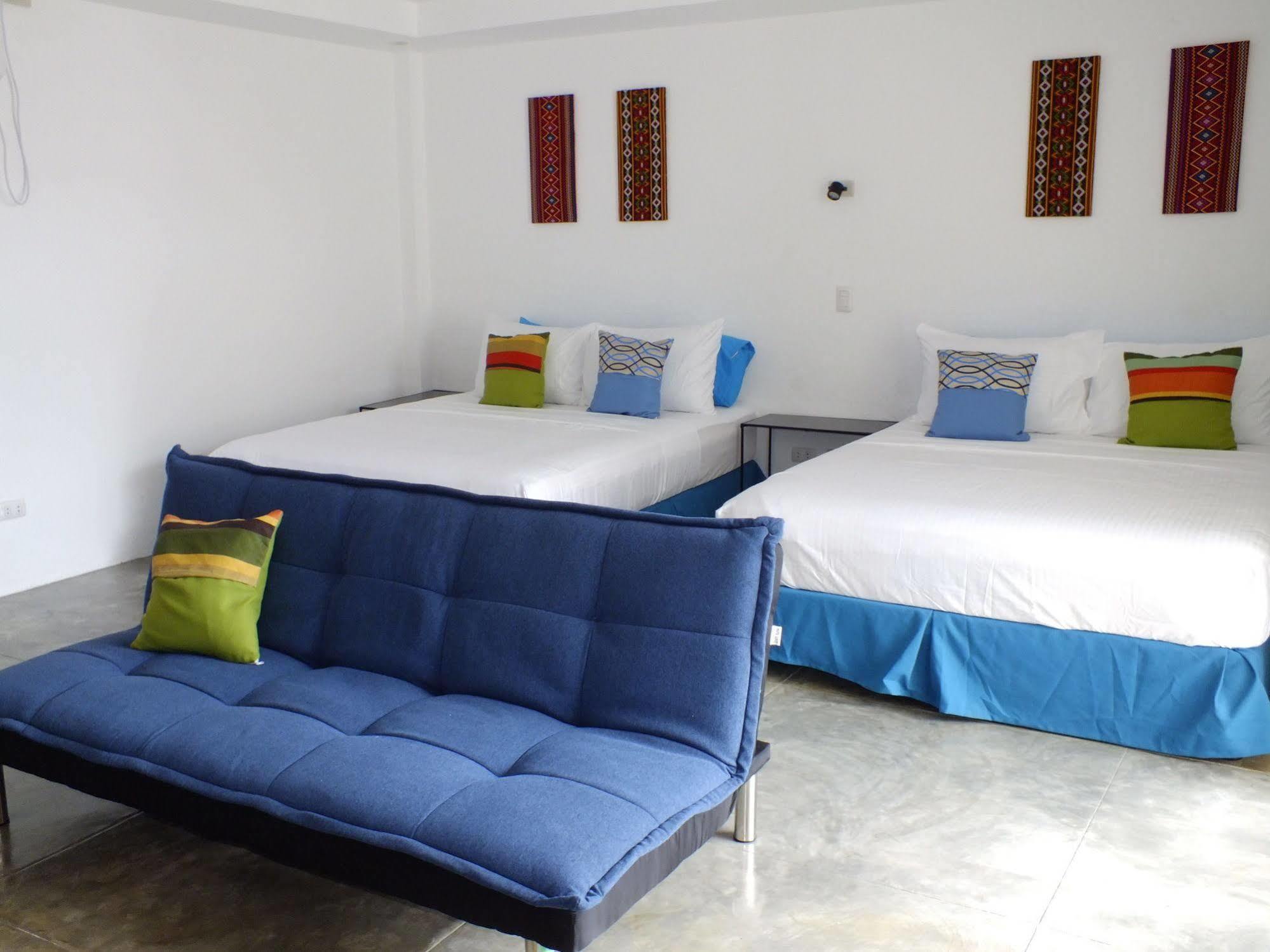 Paboreal Boutique Hotel Puerto Princesa Bagian luar foto