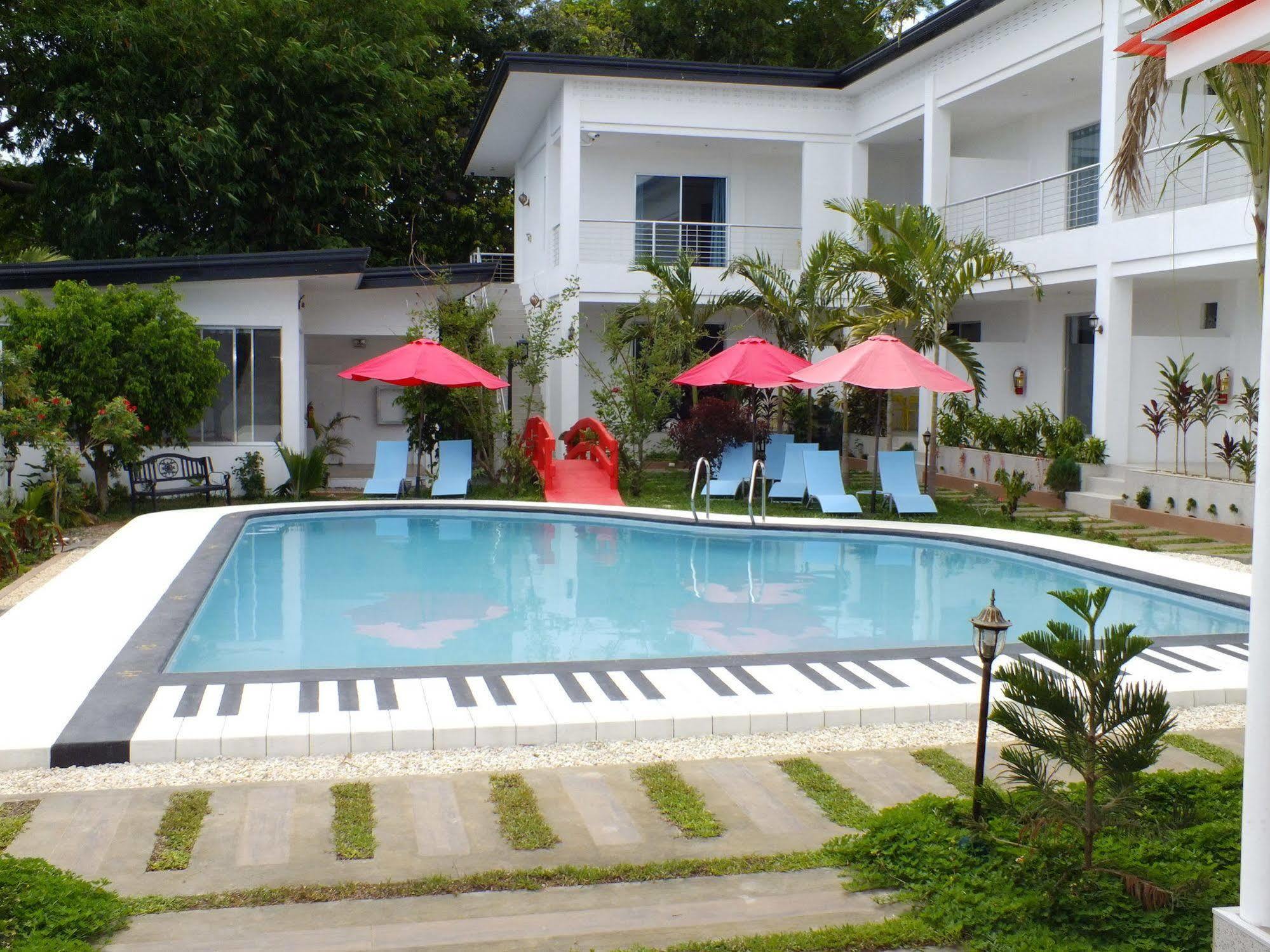 Paboreal Boutique Hotel Puerto Princesa Bagian luar foto