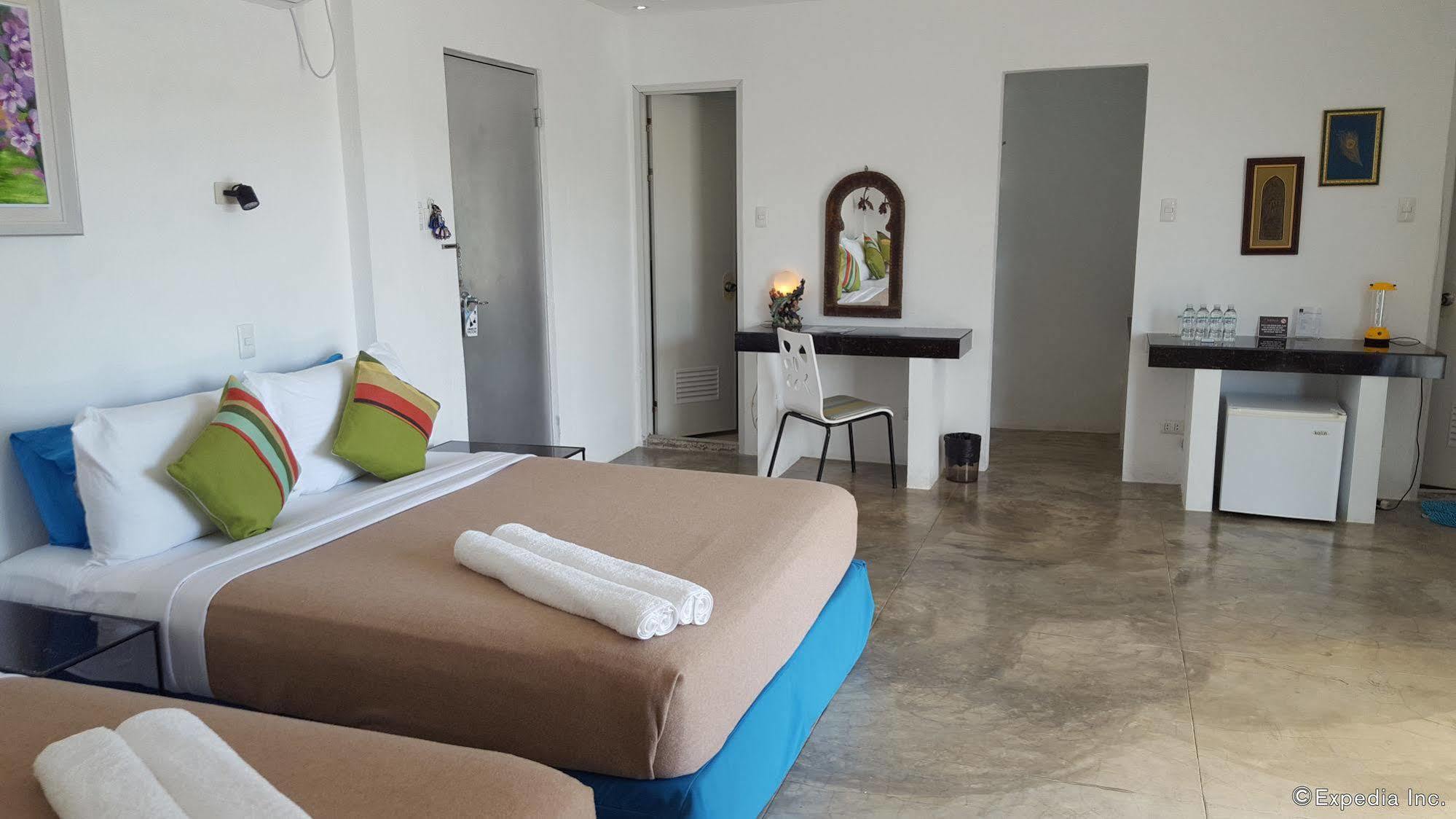 Paboreal Boutique Hotel Puerto Princesa Bagian luar foto