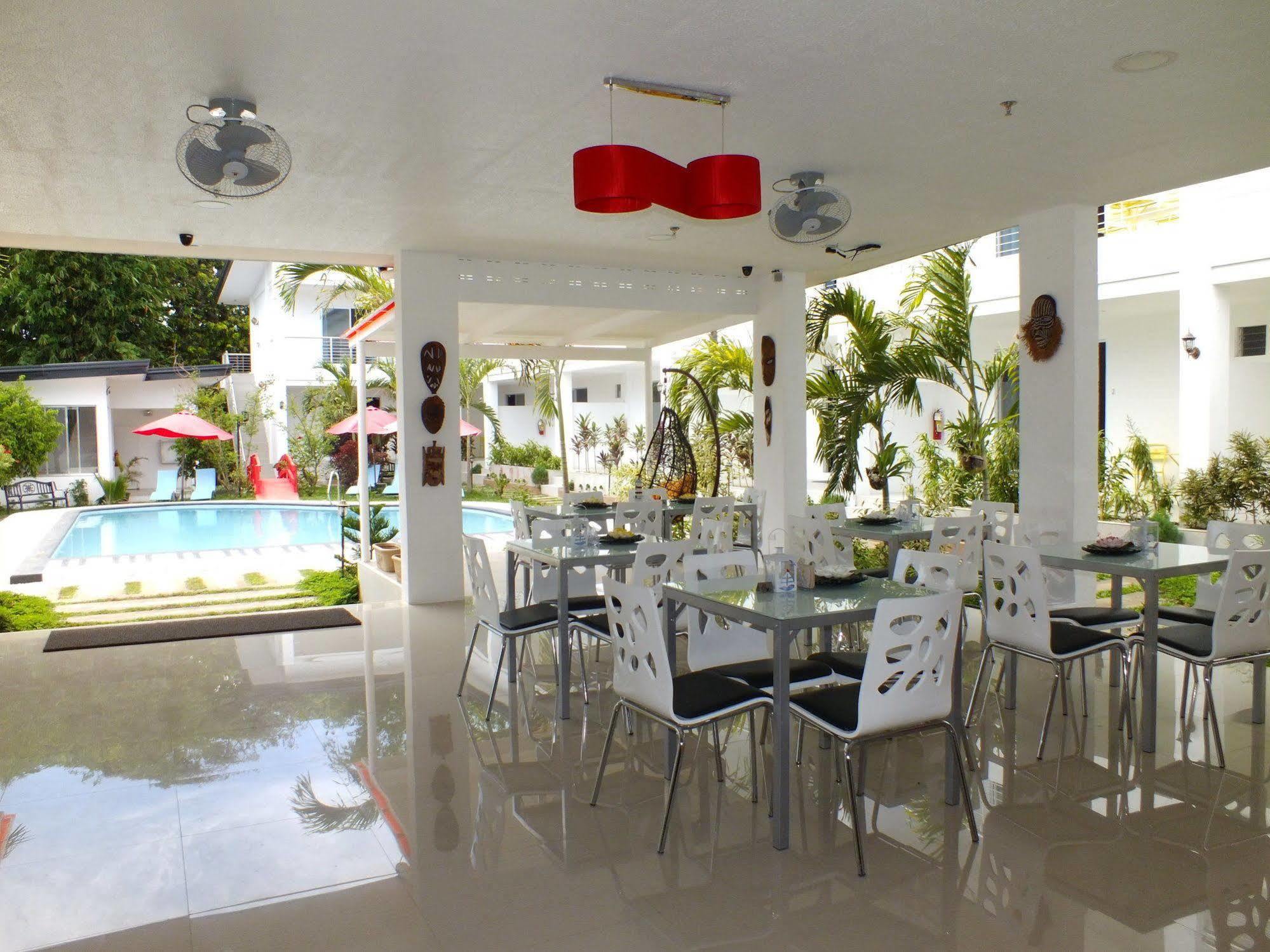 Paboreal Boutique Hotel Puerto Princesa Bagian luar foto